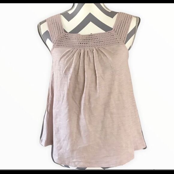 Old Navy XS NWT Tan Cotton Top With Lace - Picture 1 of 4